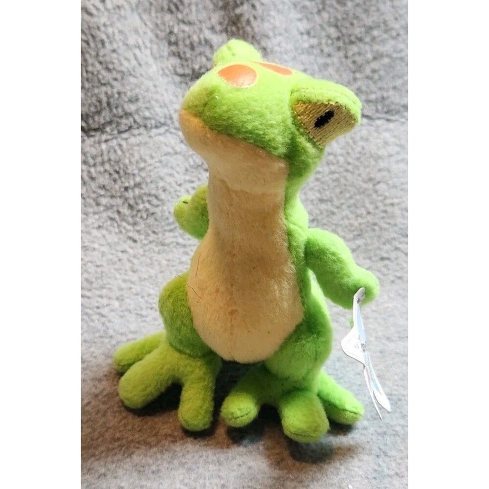 McDonalds Happy Meal Toy Neopets Green Techo  2004
